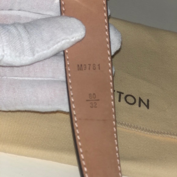 ❌SOLD❌ - LV Leather Belt - Picture 4 of 6